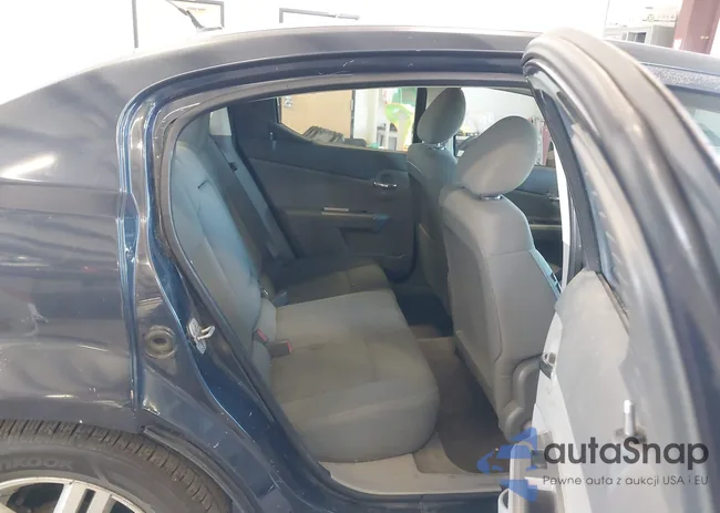 1B3LC56R28N682791: 42861561