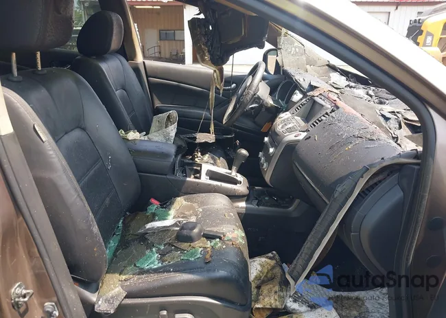 JN8AZ1MW3CW204232: 42863172