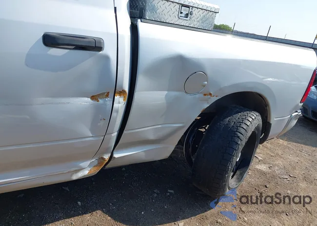 1C6RR6FG6JS266673: 42863409