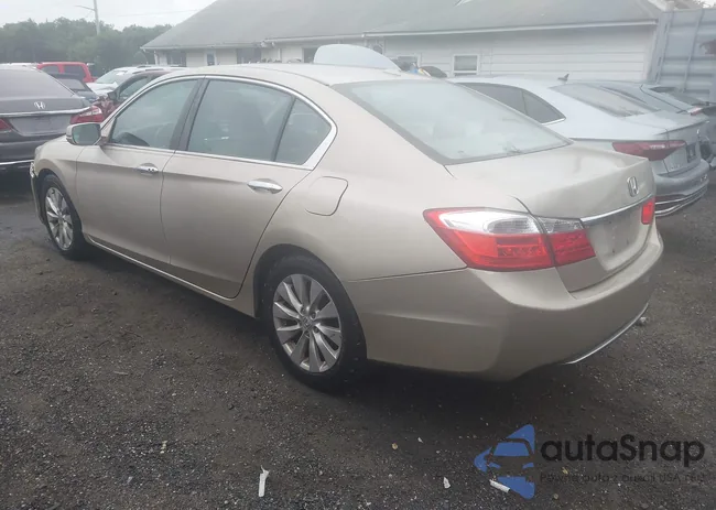 1HGCR2F82DA100887: 42862462