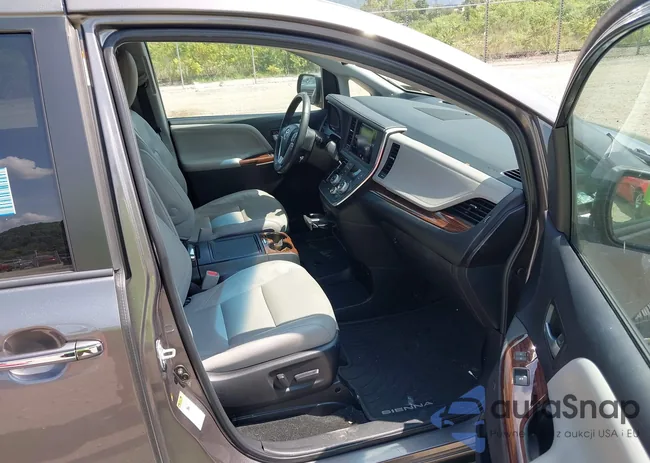 5TDYK3DC6FS613278: 42862508