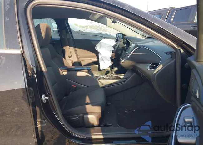 1G1ZE5ST0GF295436: 42862648