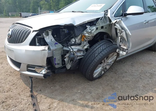 1G4PP5SK7E4156053: 42862680