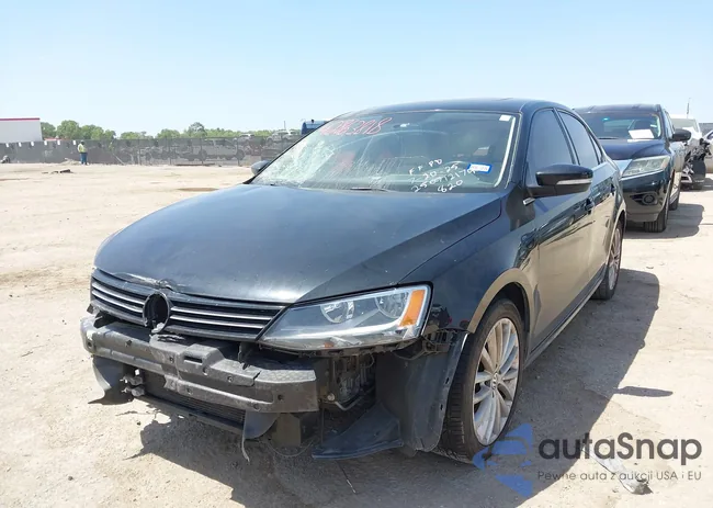 3VWLX7AJ2DM404524: 42863818