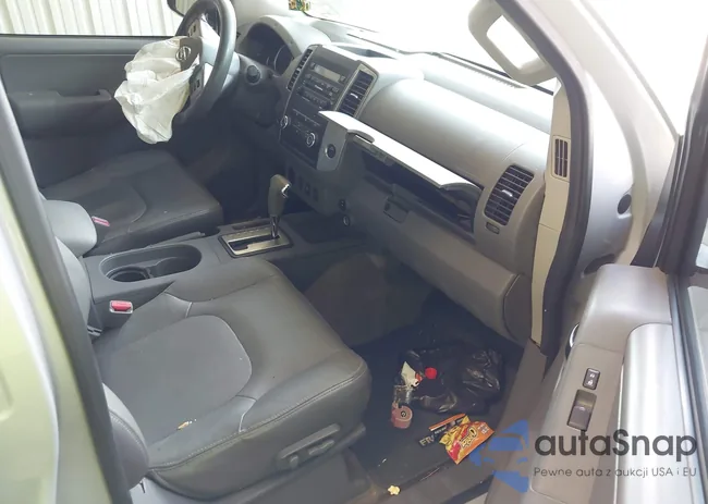 1N6AD0ER5CC465437: 42864001