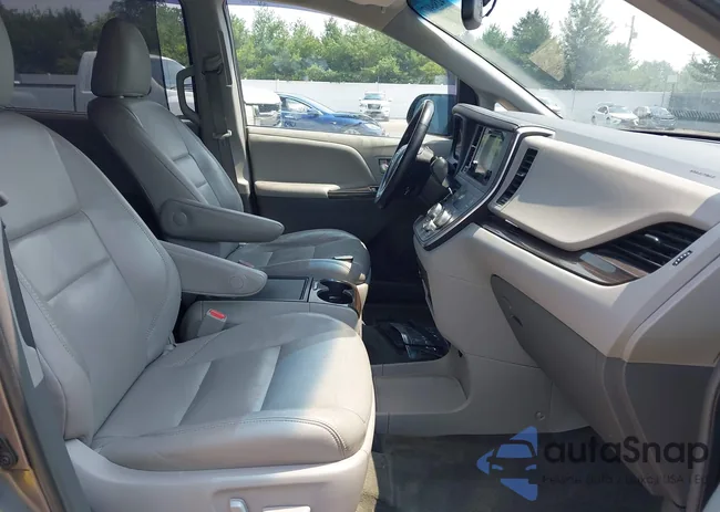 5TDYK3DC6FS679135: 42864078