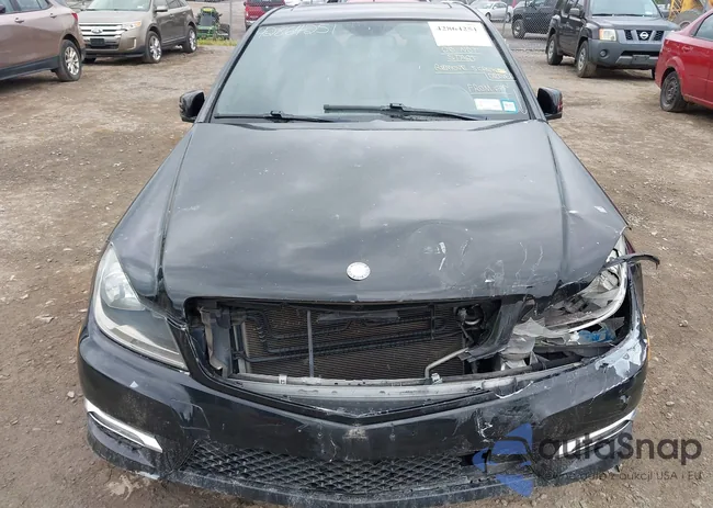 WDDGF4HB7DR295826: 42864251