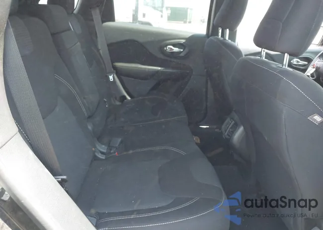 1C4PJMCS1GW204135: 42864264