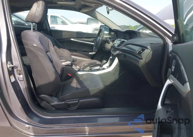 1HGCR2F30GA125828: 42864389