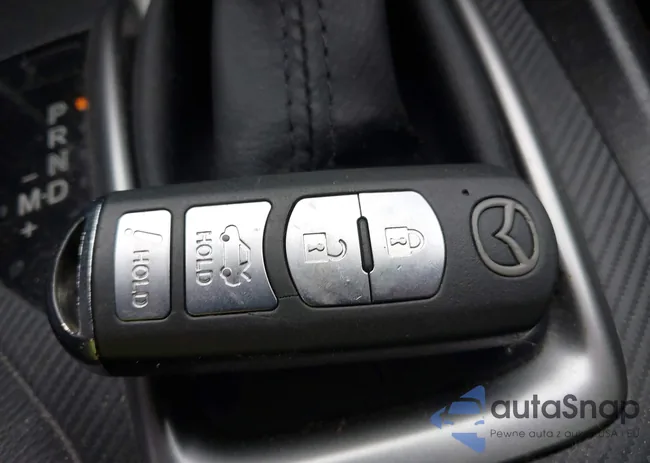 3MZBM1U76EM111079: 42864927