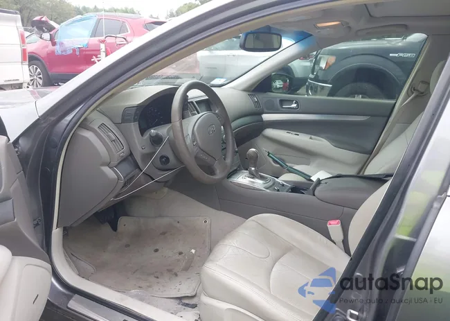 JN1CV6APXDM718993: 42864931