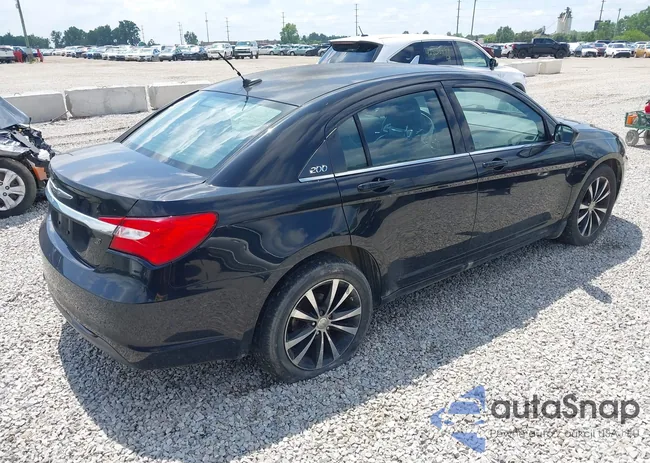 1C3BC8FG5BN615057: 42865145