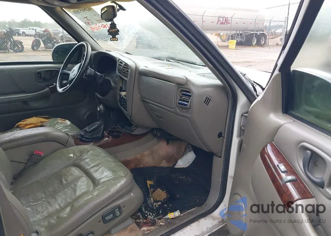 1GHDT13W2X2721136: 42865169