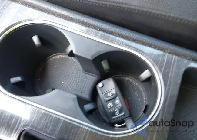 1VWBA7A33JC041386: 42864606