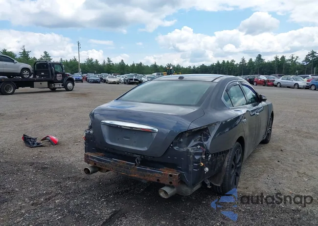 1N4AA5AP3AC860572: 42864669