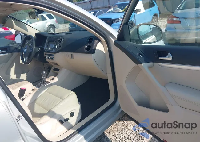 WVGAV3AX1DW570459: 42864680