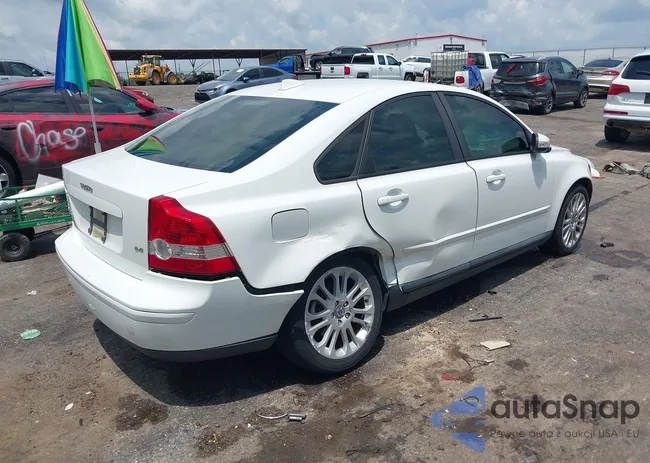 YV1MS382872285705: 42864695