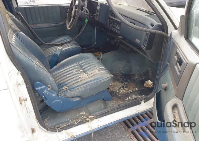 1G8CS18RXG8201071: 42864746