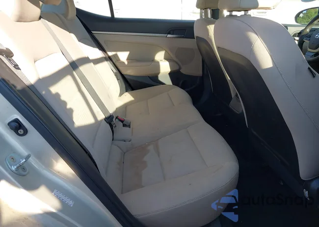 KMHD84LF1HU102764: 42864762