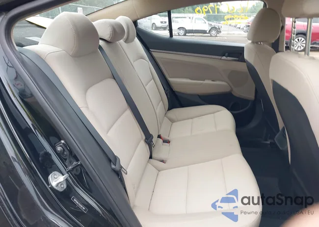 5NPD84LF6JH261784: 42864790