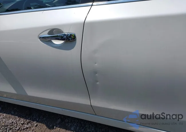 1N4AL3AP3DC212863: 42866048