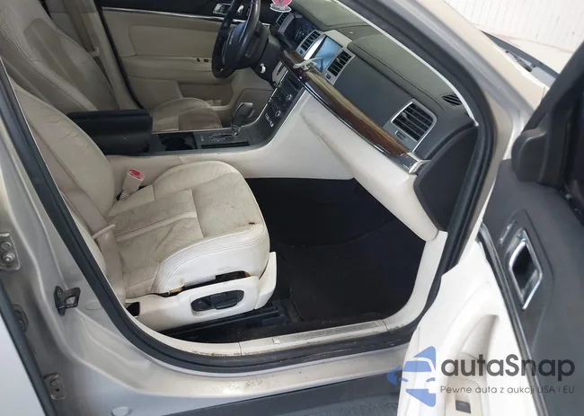 1LNHM93R09G625603: 42866077