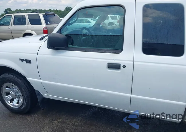 1FTYR44EX3PA19902: 42866178