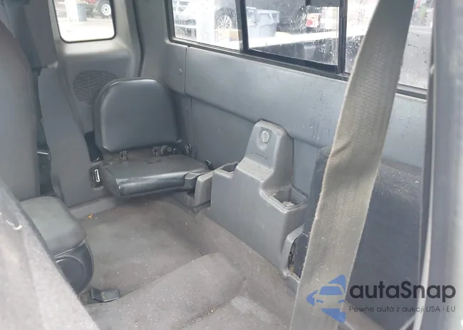 1FTYR44EX3PA19902: 42866178