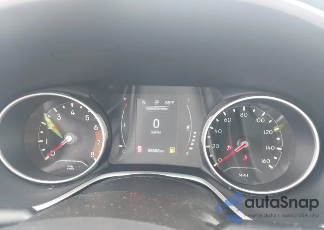 3C4NJDABXJT100881: 42866314