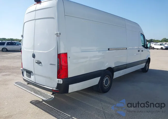 WD4PF1CD3KT008408: 42865482