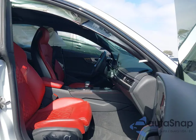 WAUB4CF59RA010127: 42865739