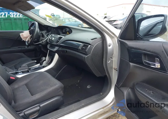 1HGCR2F55EA093151: 42865812