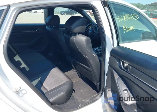 1HGCV2F38KA016067: 42866850