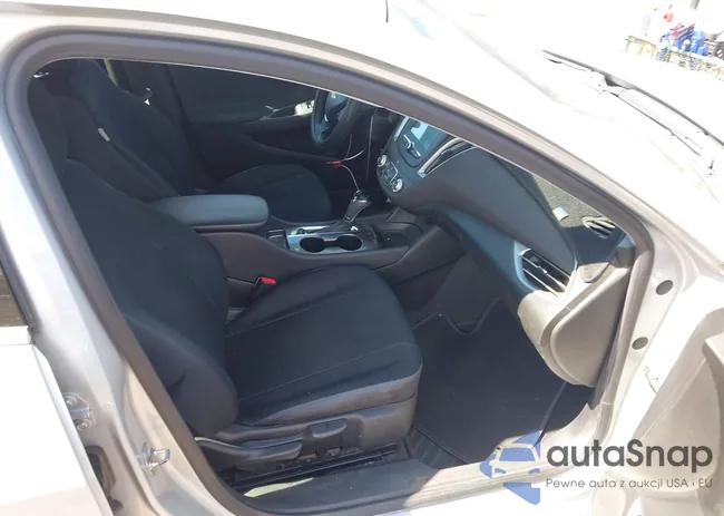 1G1ZB5ST6HF289473: 42866941