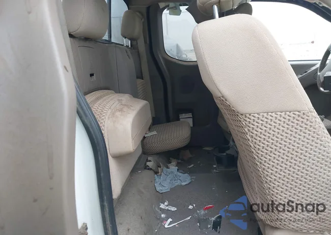 1N6AD0CW2GN766539: 42866773