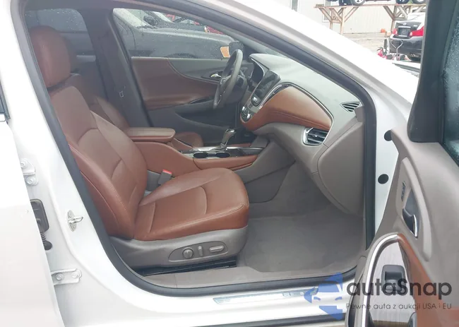 1G1ZH5SXXHF215054: 42867875