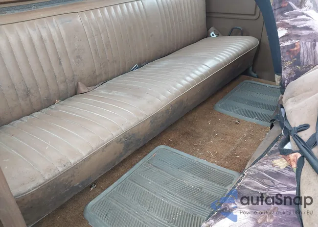 1FTHX26G9KKA83837: 42868027