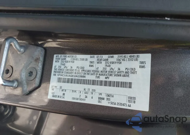 1FMCU9J92EUA33886: 42868144