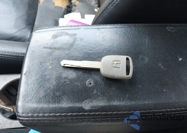 1HGCM66583A059000: 42867780