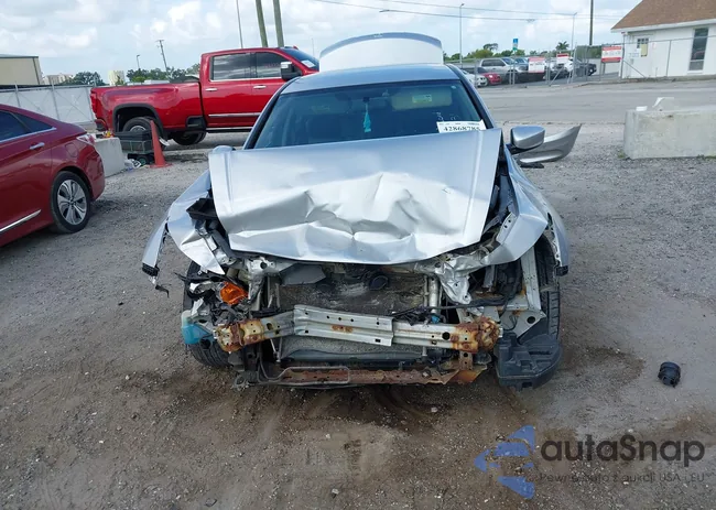 1HGCP2F61CA012853: 42868785