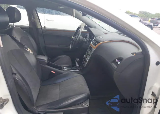 1G1ZD5EB7A4115930: 42868817