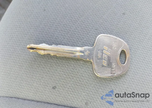 5XYZG3AB3CG169335: 42869075