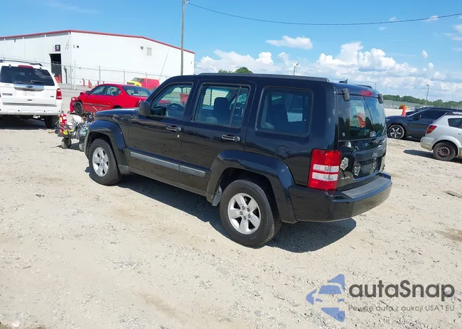 1J8GN28K79W529028: 42869338