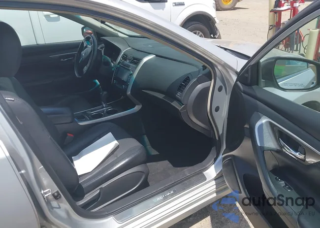 1N4AL3AP1DN564621: 42868498