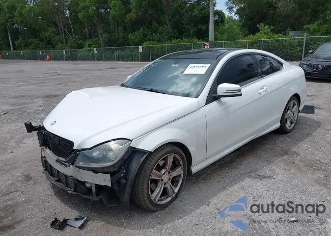 WDDGJ4HB1EG291119: 42868508