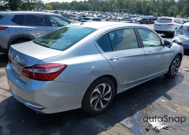 1HGCR2F82HA002559: 42869803