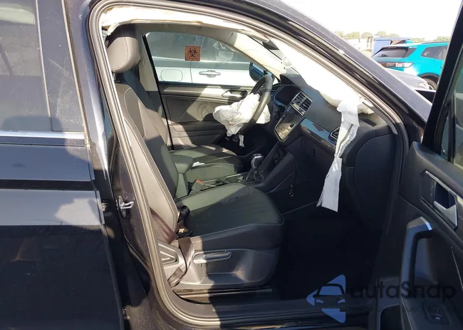 3VV3B7AX7NM161706: 42869878