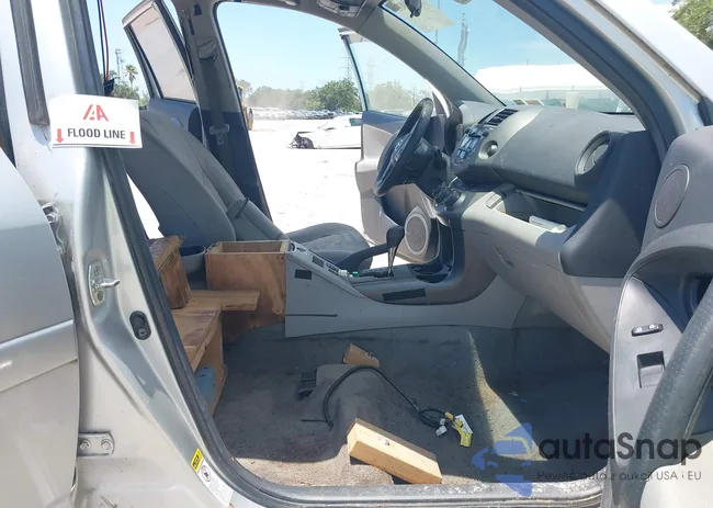 2T3BF4DV0BW142724: 42870033