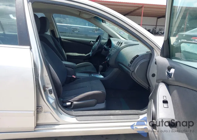 1N4AL2AP8AN443655: 42870042