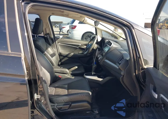 3HGGK5H09JM709195: 42870111